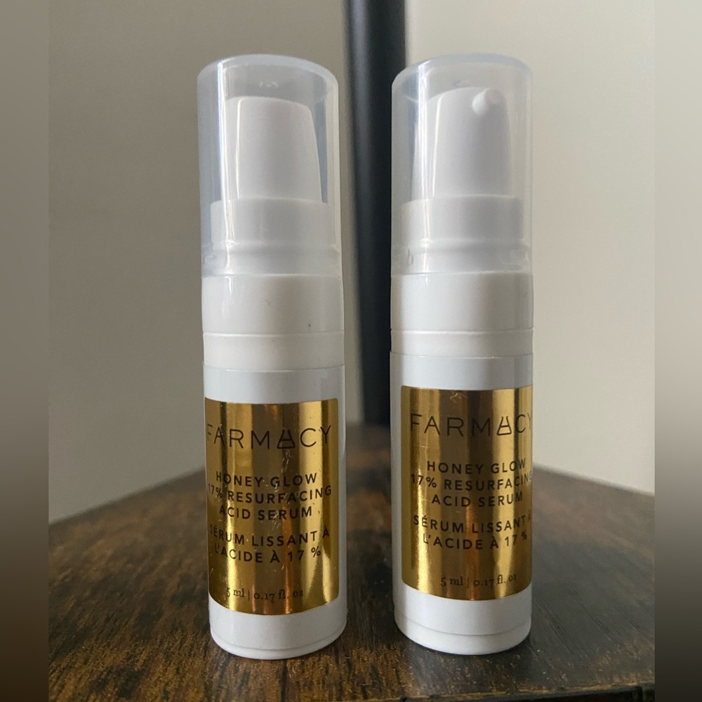 Farmacy
Honey Glow 17% AHA + BHA Resurfacing Acid Serum mini
